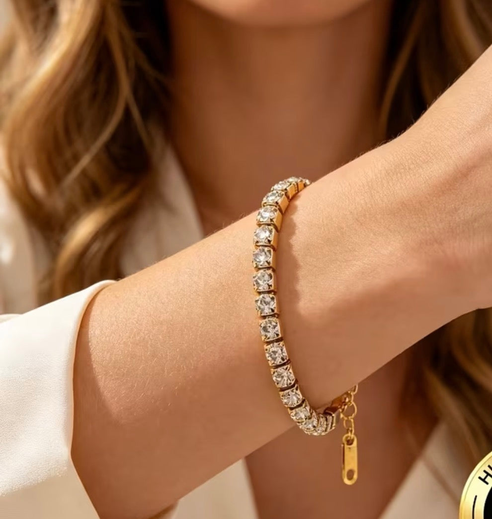 Tennis bracelet