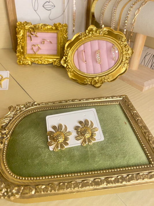 Flower earings